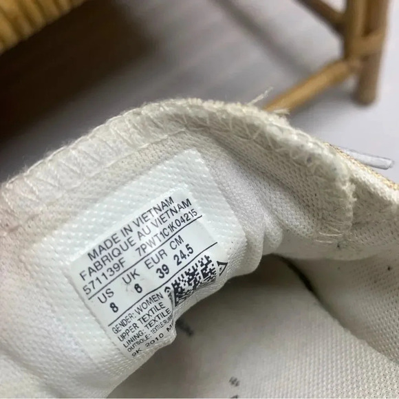 Converse Chuck Taylor Shoreline Slip On Sneaker - Picture 5 of 9